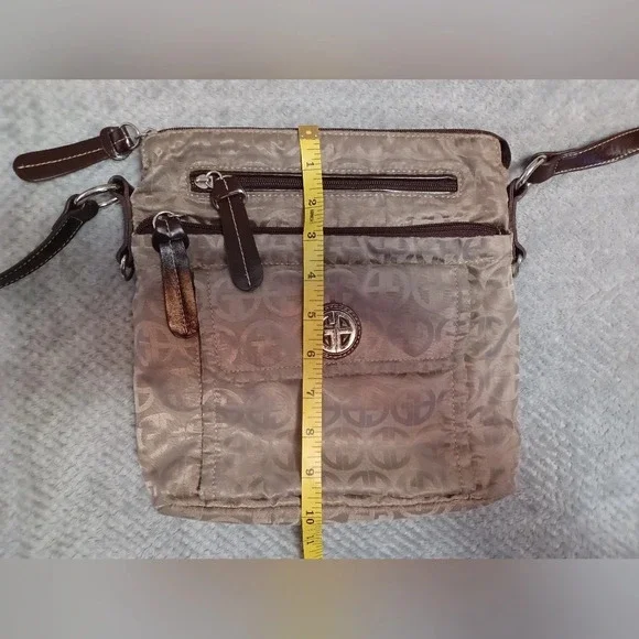 A Giani Bernini Crossbody Bag with Coin Purse - Picture 10 of 12